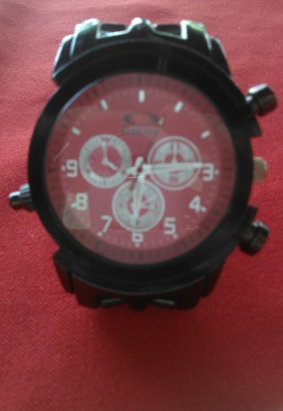 Relógio metal preto